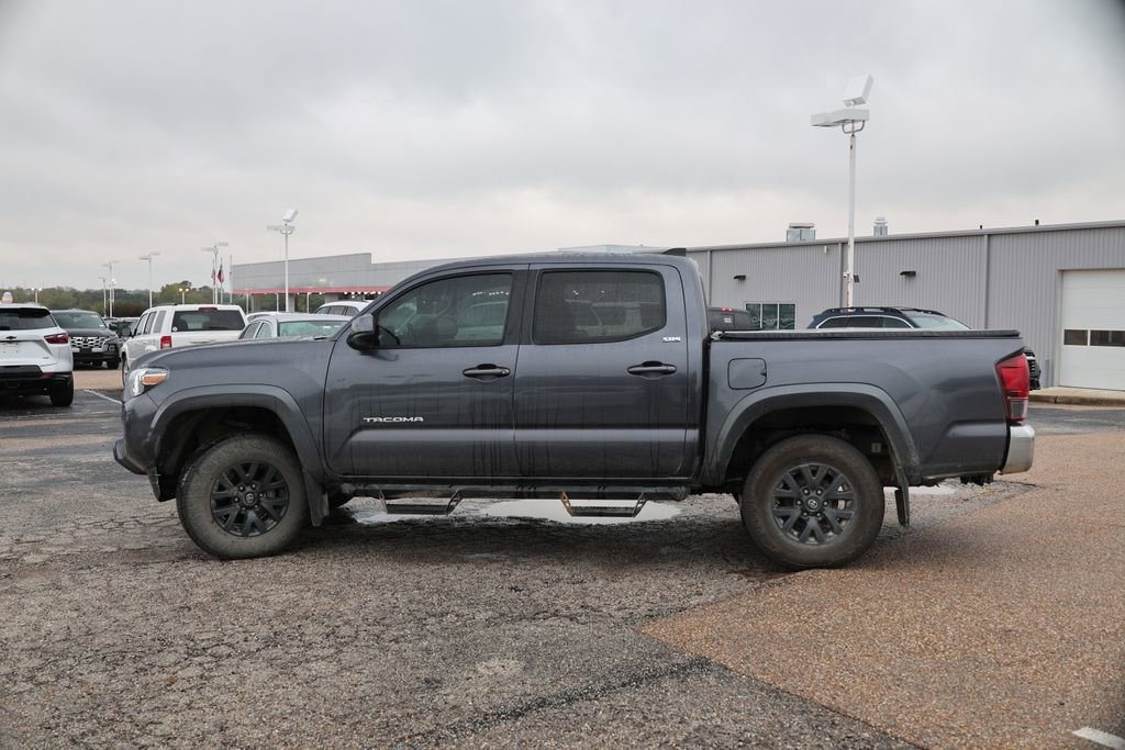 2023 Toyota Tacoma SR5 V6 photo 4