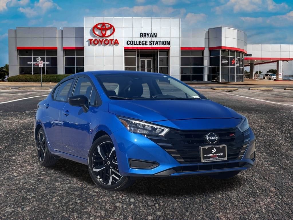 2024 Nissan Versa Sedan SR