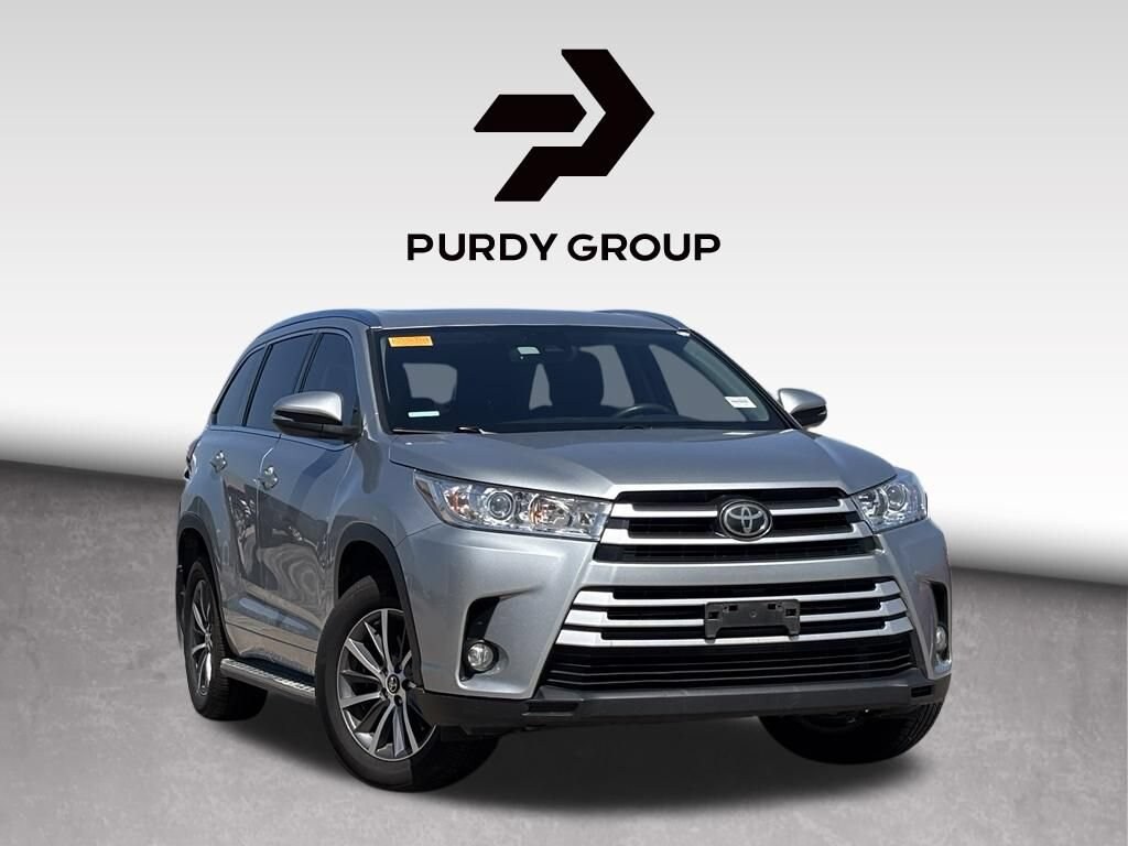 Used 2017 Toyota Highlander XLE V6 SUV