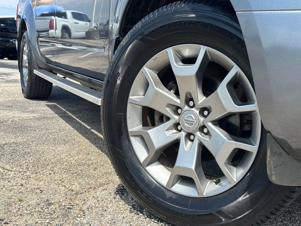 Used 2021 Nissan Frontier SV with VIN 1N6ED0EA4MN704185 for sale in Bryan, TX