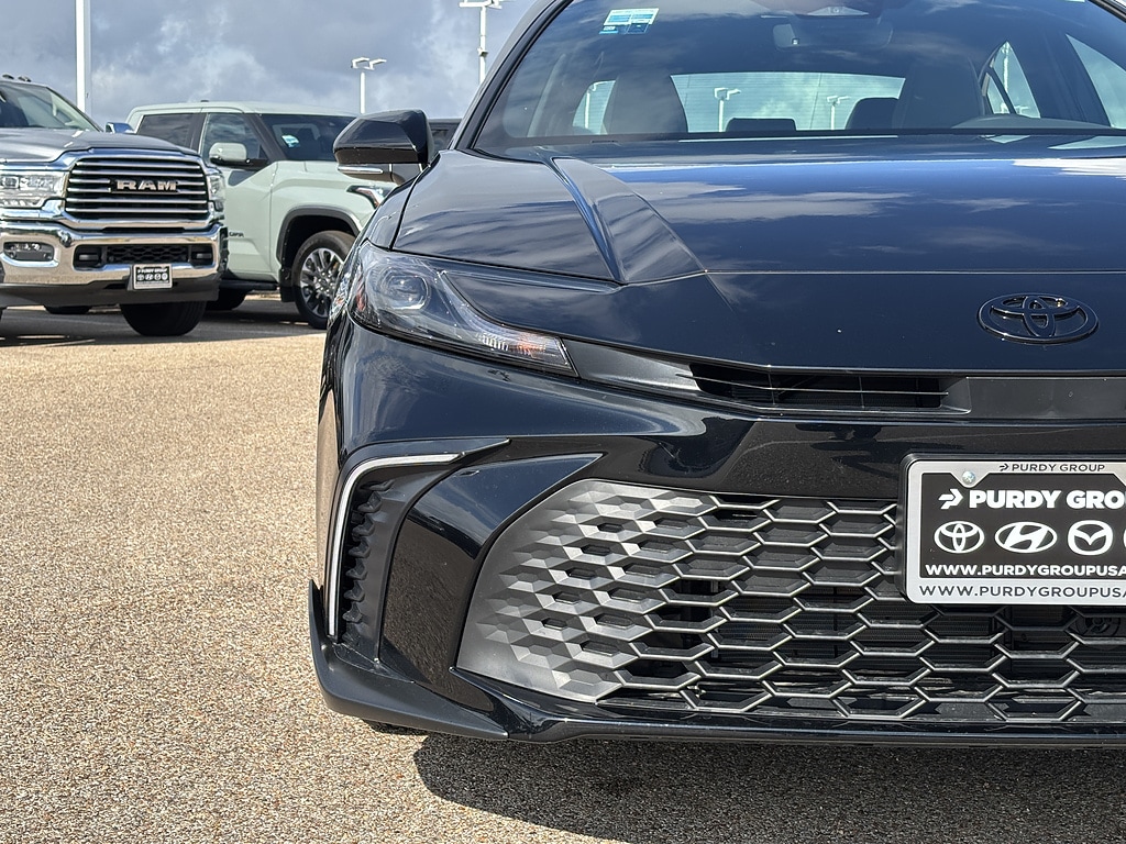Used 2026 Toyota Camry SE Sedan