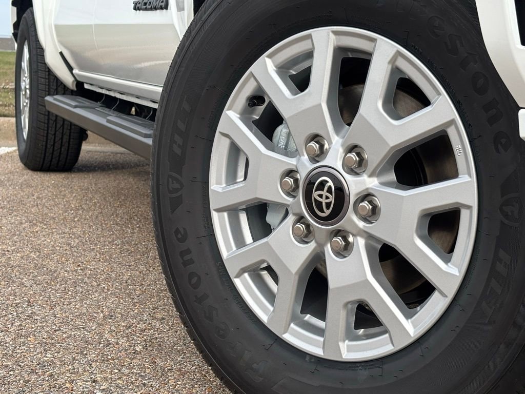 New 2026 Toyota Tacoma SR5 4X4 DOUBLE CAB