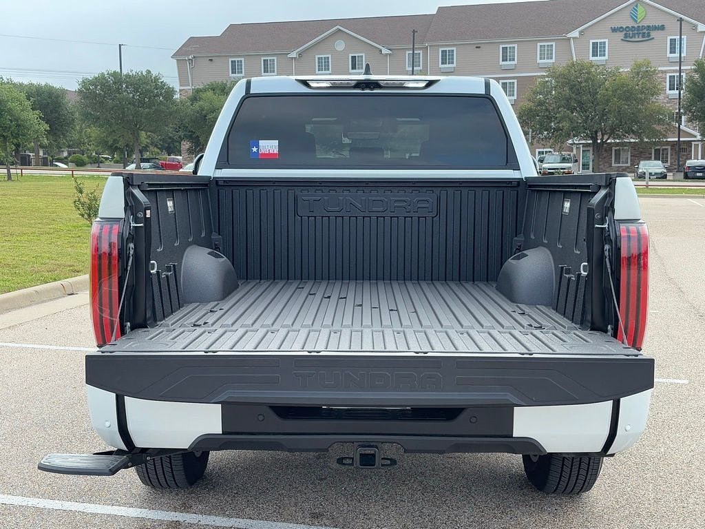 2026 Toyota Tundra Platinum - Photo 7