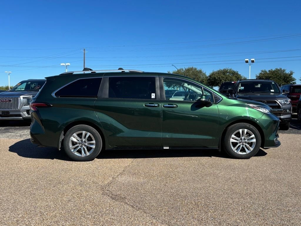 Used 2024 Toyota Sienna Limited 7 Passenger Van Passenger Van