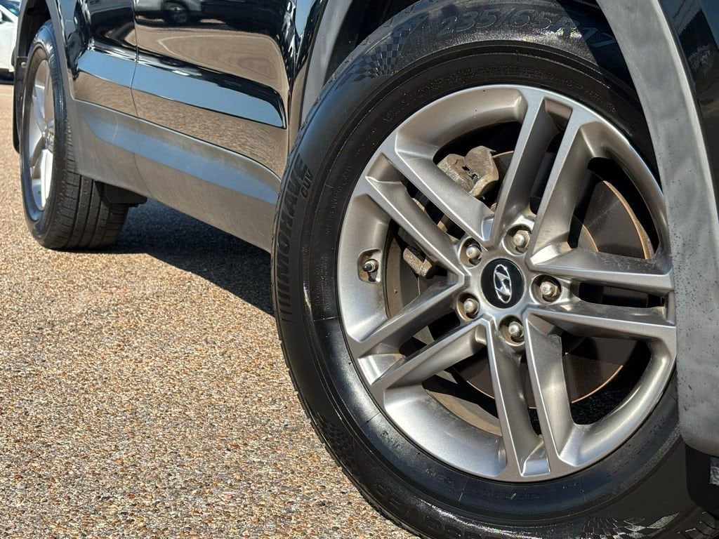 Used 2017 Hyundai Santa Fe Sport 2.4L SUV