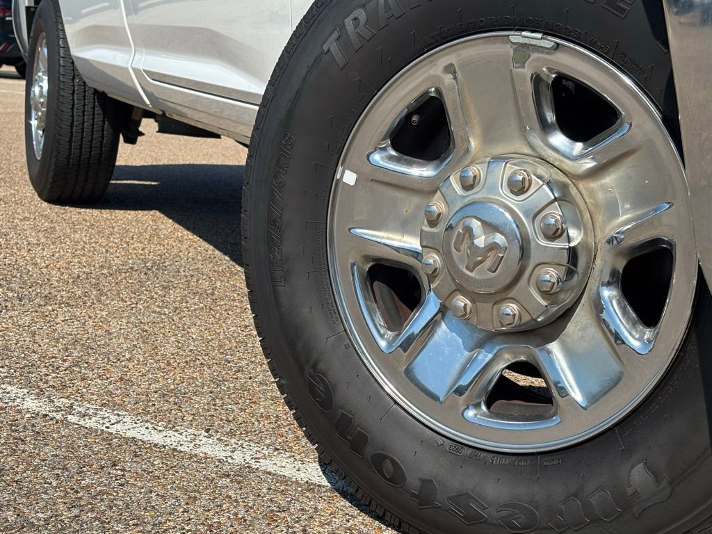 2021 Ram 2500 Tradesman photo 2