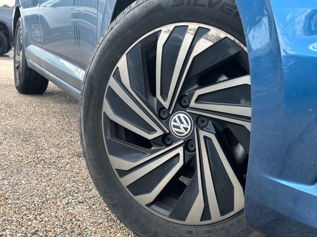 Used 2019 Volkswagen Jetta SEL Premium with VIN 3VWGB7BU4KM261811 for sale in Bryan, TX