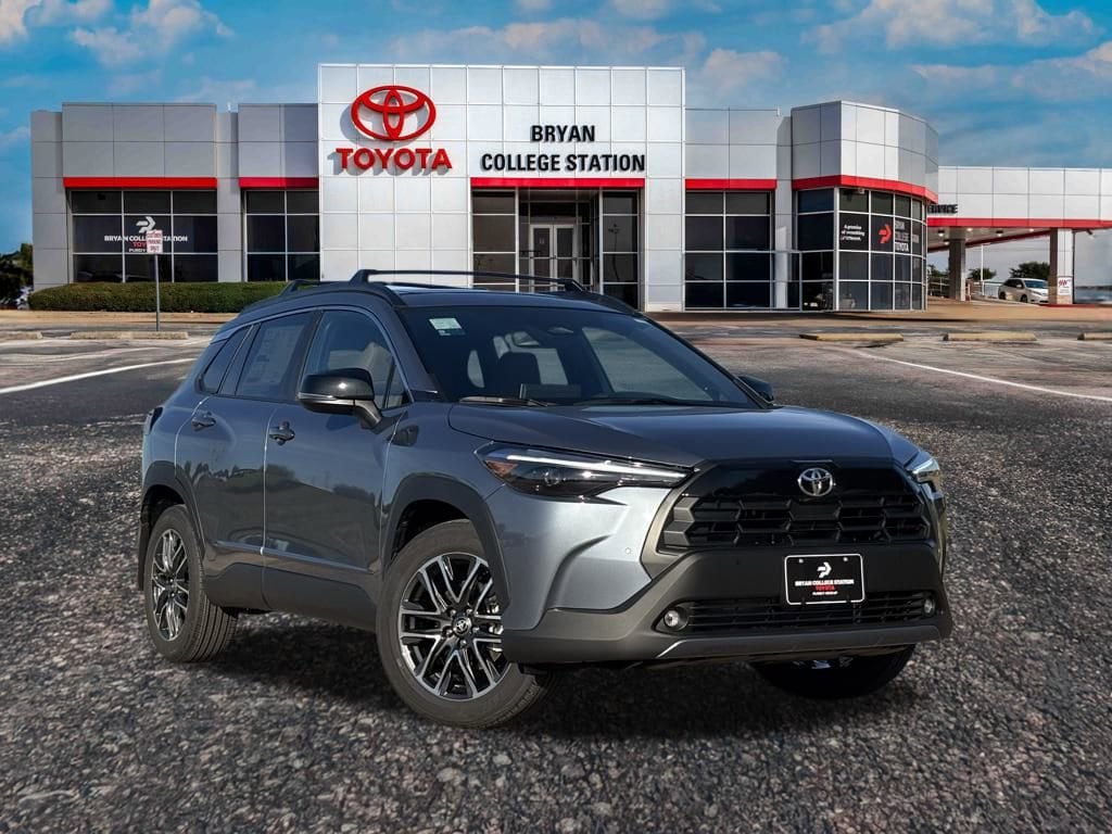 2026 Toyota Corolla Cross XLE's photo