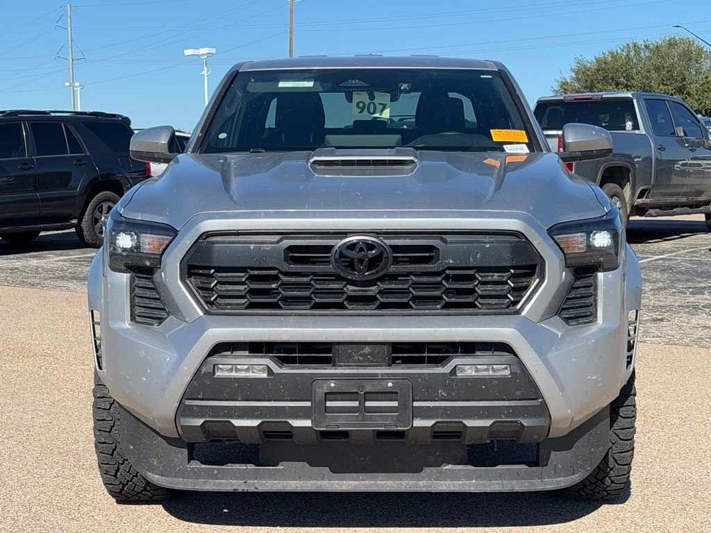 2024 Toyota Tacoma TRD Sport 4x4 photo 3