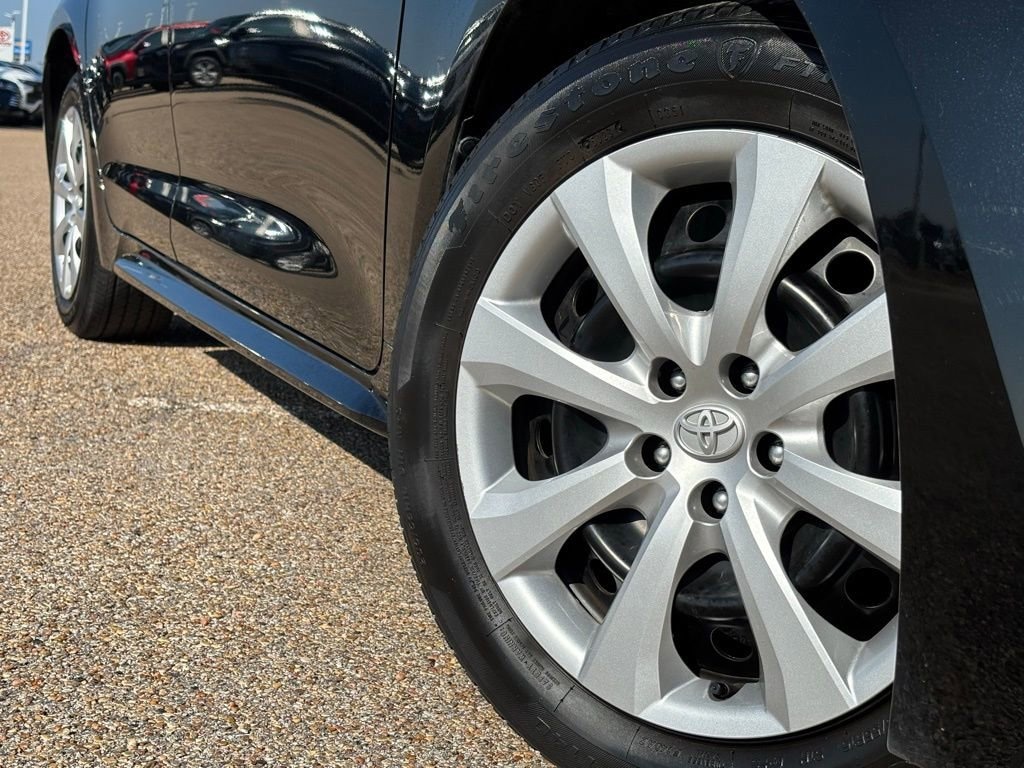 Used 2024 Toyota Corolla LE Sedan