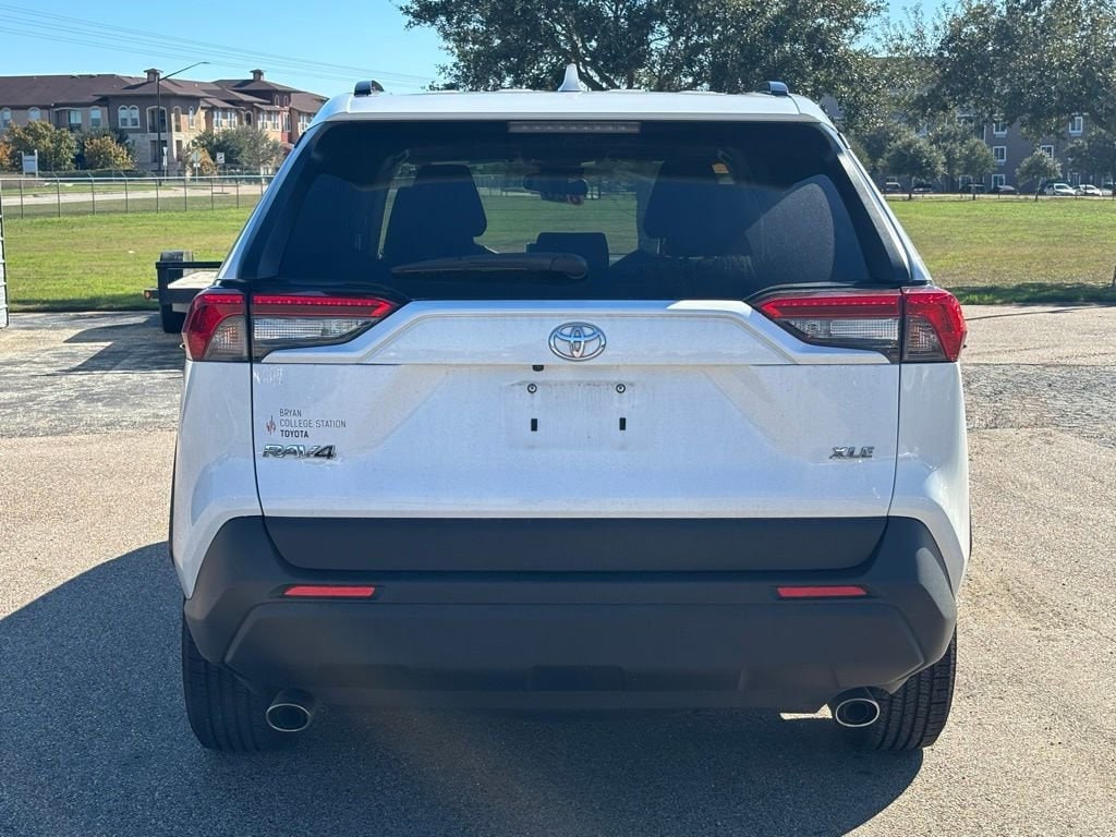 Used 2020 Toyota RAV4 XLE SUV