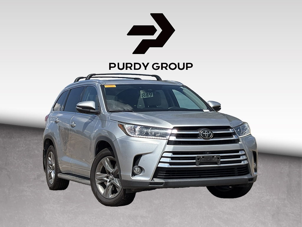 Pre-Owned 2017 Toyota Highlander Limited Platinum V6