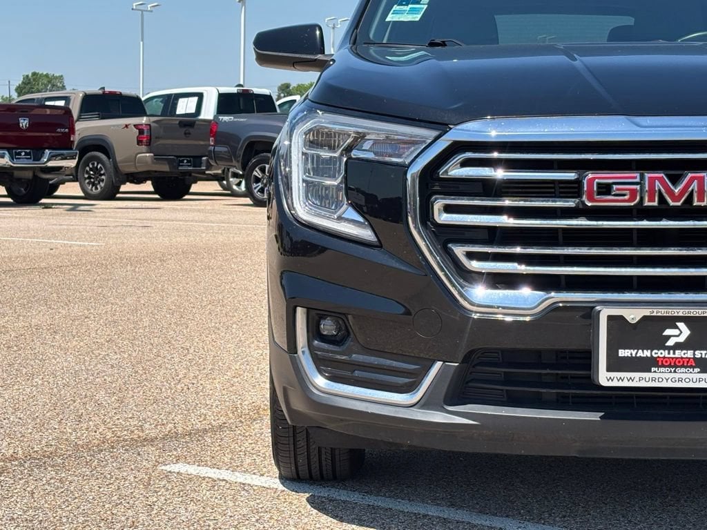 Used 2024 GMC Terrain SLT SUV