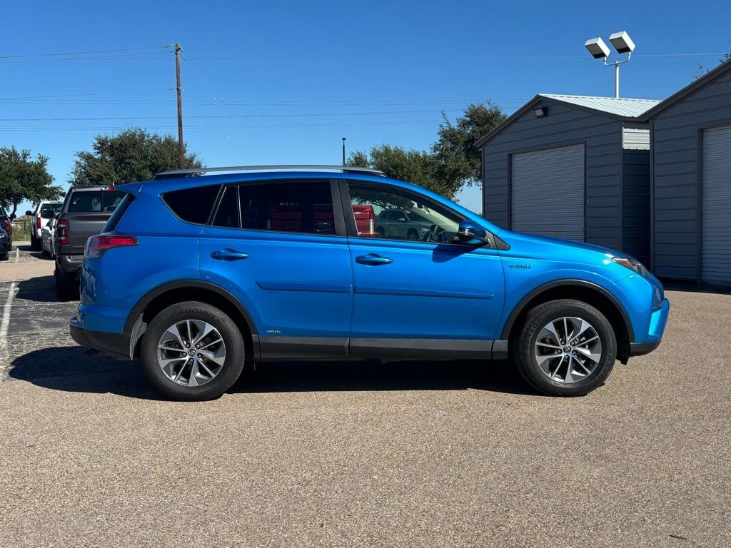 Used 2017 Toyota RAV4 Hybrid XLE SUV