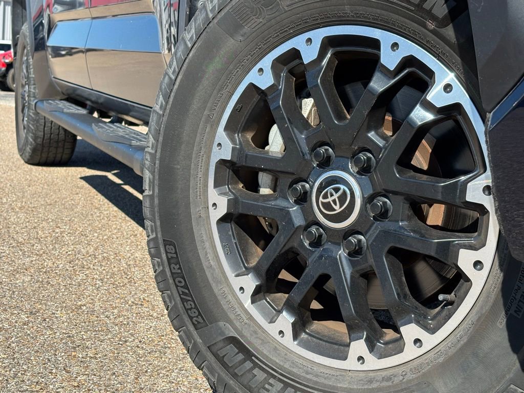 2022 Toyota Tundra SR5 photo 2