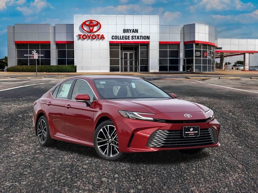 2026 Toyota Camry XLE's photo