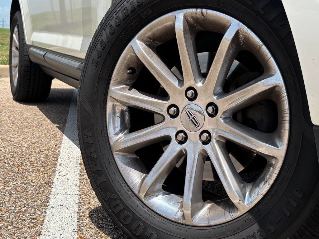 Used 2012 Lincoln MKX Base with VIN 2LMDJ6JKXCBL18311 for sale in Bryan, TX