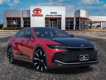 2025 Toyota Crown Platinum Sedan