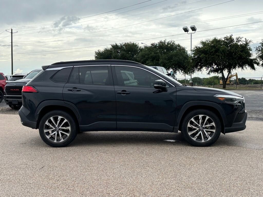 Used 2022 Toyota Corolla Cross XLE SUV