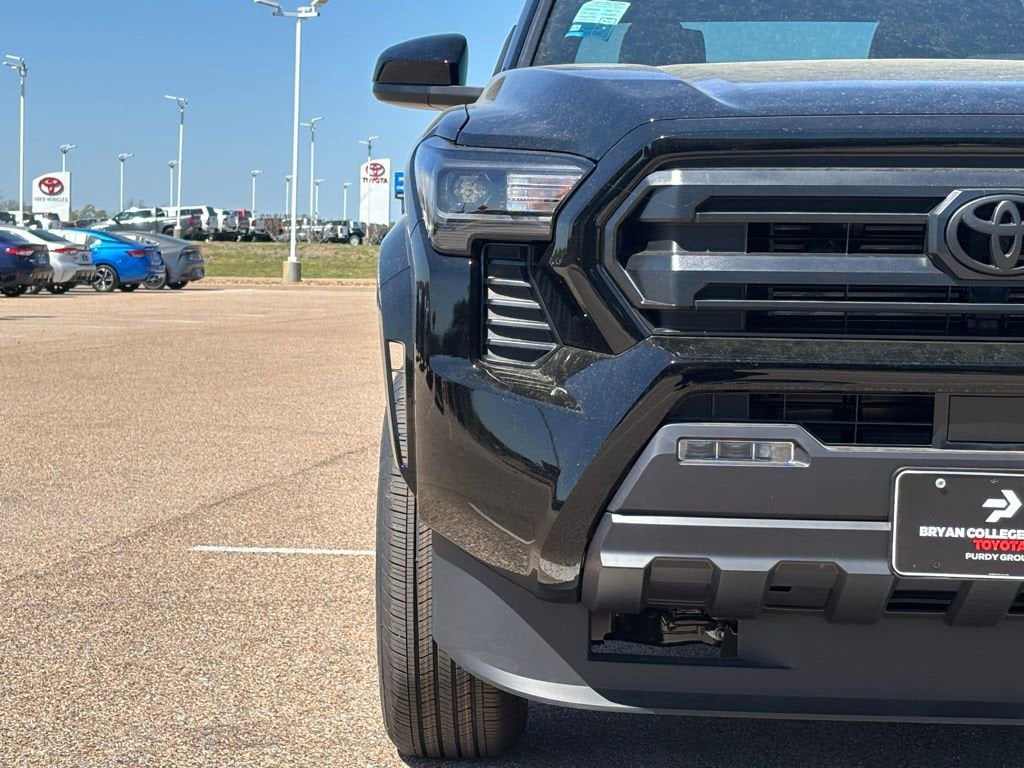 New 2026 Toyota Tacoma SR5 4X4 DOUBLE CAB