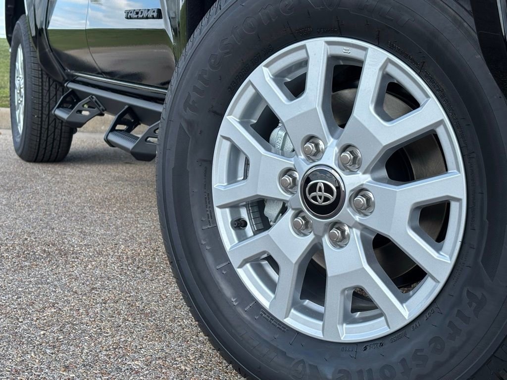 New 2026 Toyota Tacoma SR5 4X4 DOUBLE CAB