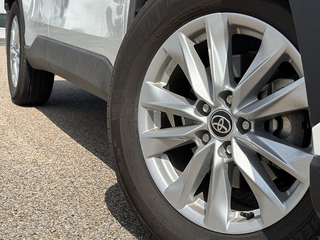 Used 2026 Toyota Corolla Cross LE SUV
