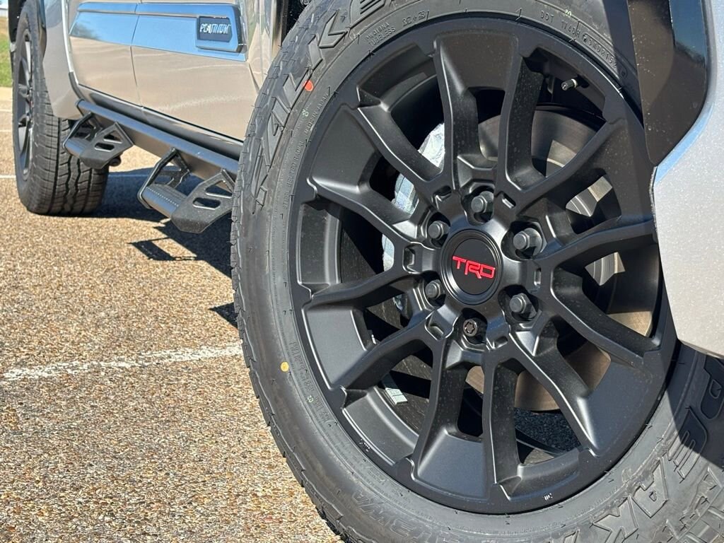 New 2026 Toyota Tundra Platinum PLATINUM CREWMAX 5.5