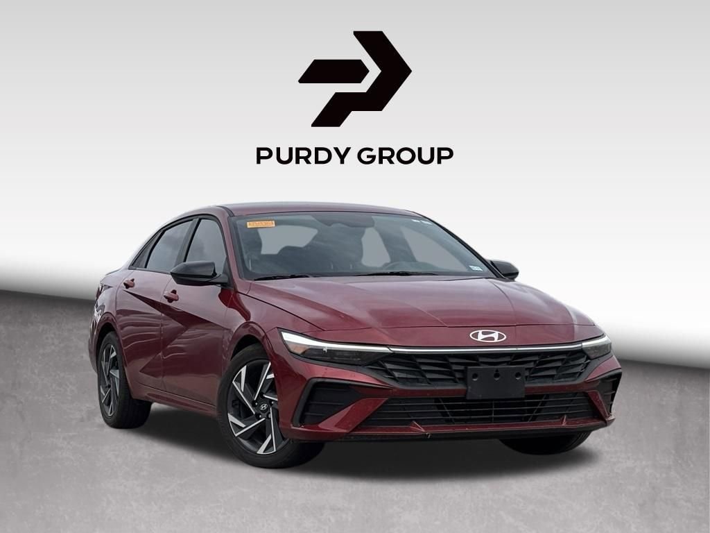 Used 2025 Hyundai Elantra SEL Sport Sedan