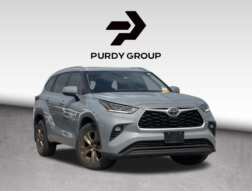 Used 2023 Toyota Highlander Hybrid XLE Bronze SUV