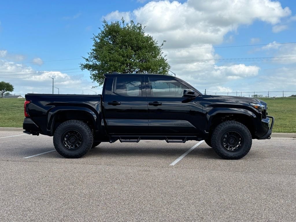 Used 2025 Toyota Tacoma Truck Double Cab