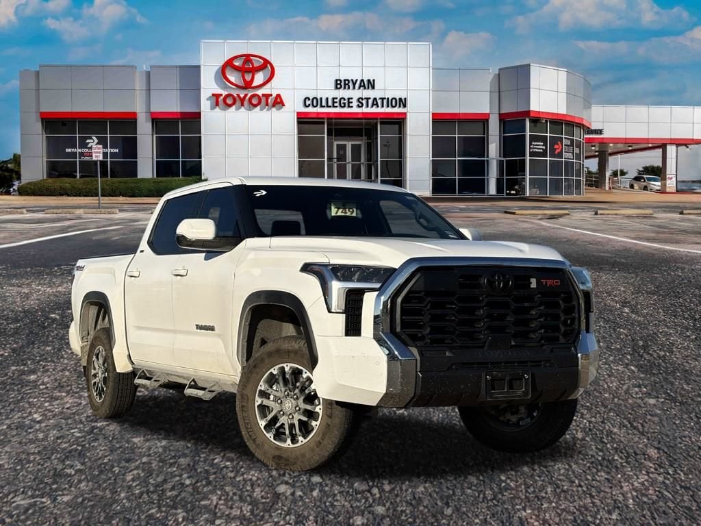 Used 2025 Toyota Tundra SR5 Truck CrewMax