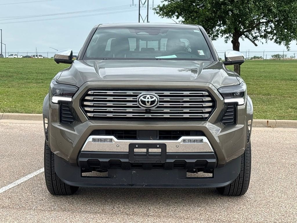 Used 2025 Toyota Tacoma Limited Truck Double Cab