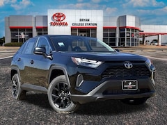 2025 Toyota RAV4 LE LE FWD SUV