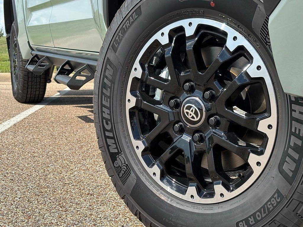 New 2026 Toyota Tundra SR5 SR5 CREWMAX 5.5