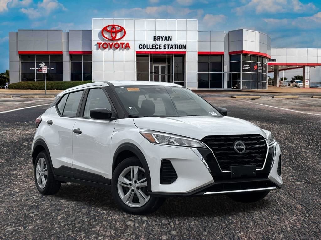 Used 2023 Nissan Kicks S SUV