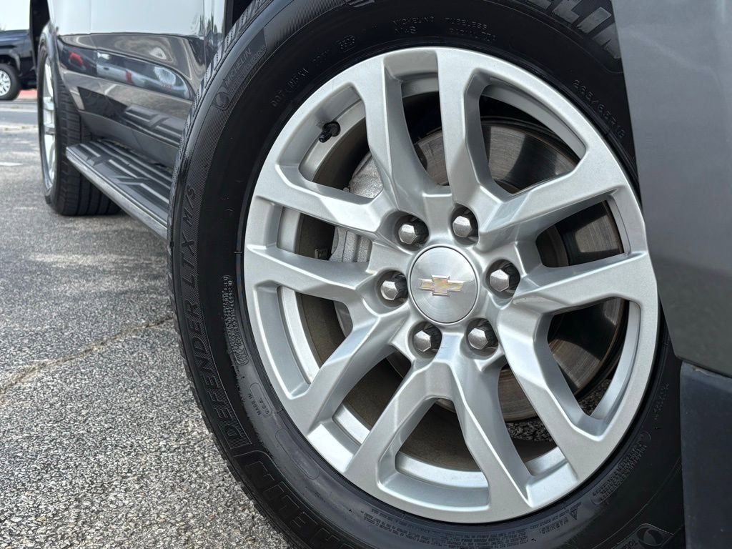 Used 2021 Chevrolet Tahoe LT with VIN 1GNSCNKD6MR494354 for sale in Bryan, TX
