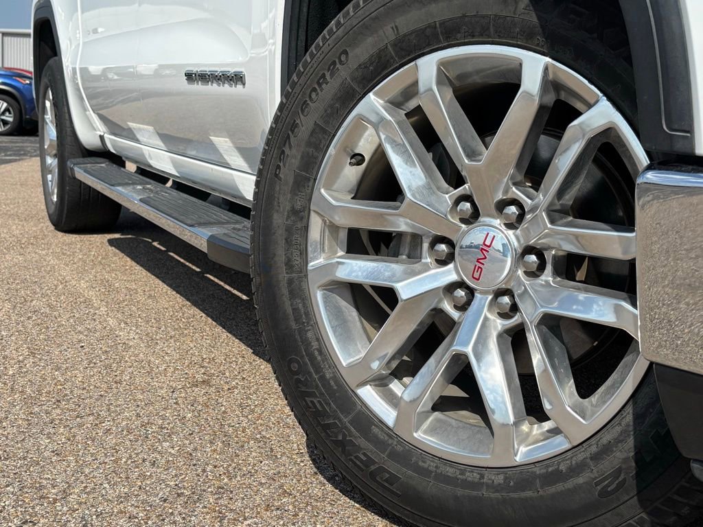 2019 Gmc Sierra 1500 SLT photo 2