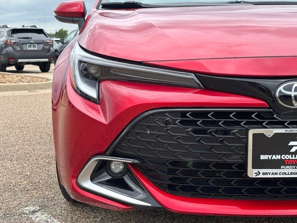 2025 Toyota Corolla XSE photo 4