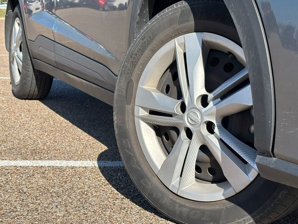 Used 2021 Nissan Kicks S with VIN 3N1CP5BV3ML486393 for sale in Bryan, TX