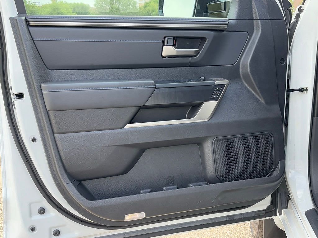 2026 Toyota Tundra Platinum - Photo 27