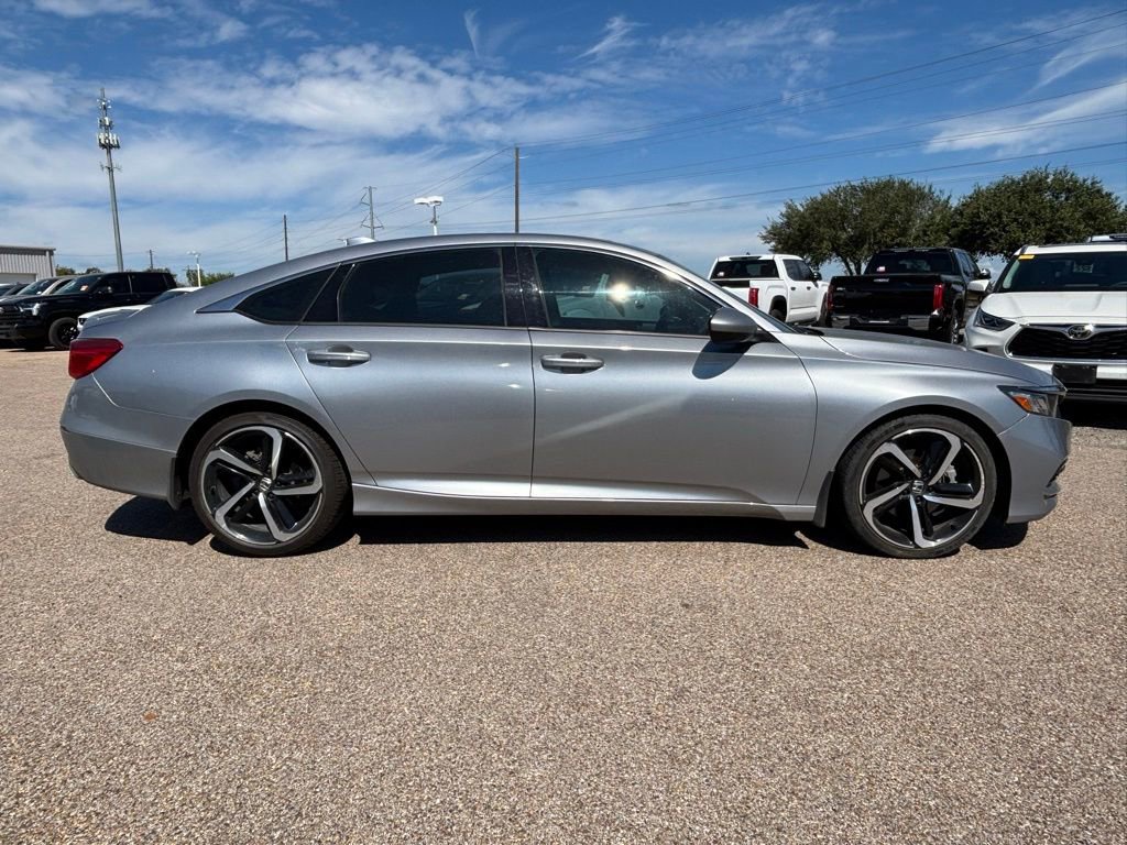 2018 Honda Accord Sport 2.0T photo 4