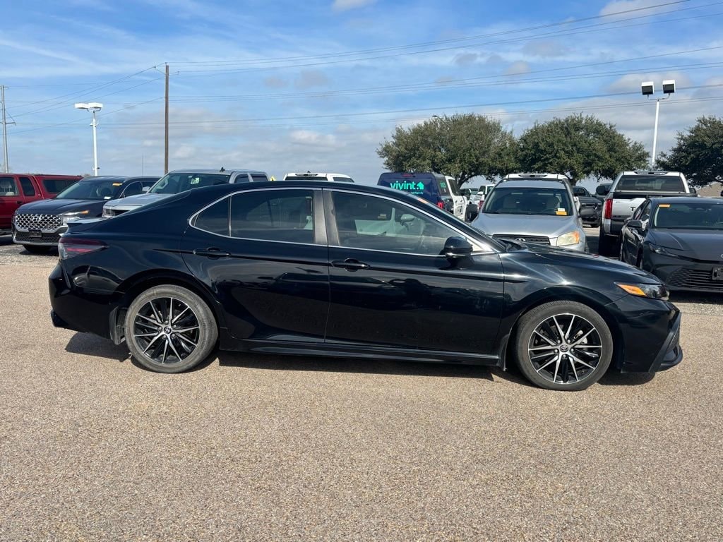 Used 2023 Toyota Camry SE Sedan
