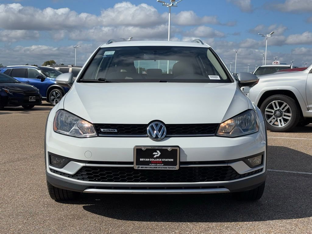 2017 Volkswagen Golf Alltrack TSI S 4Motion photo 3