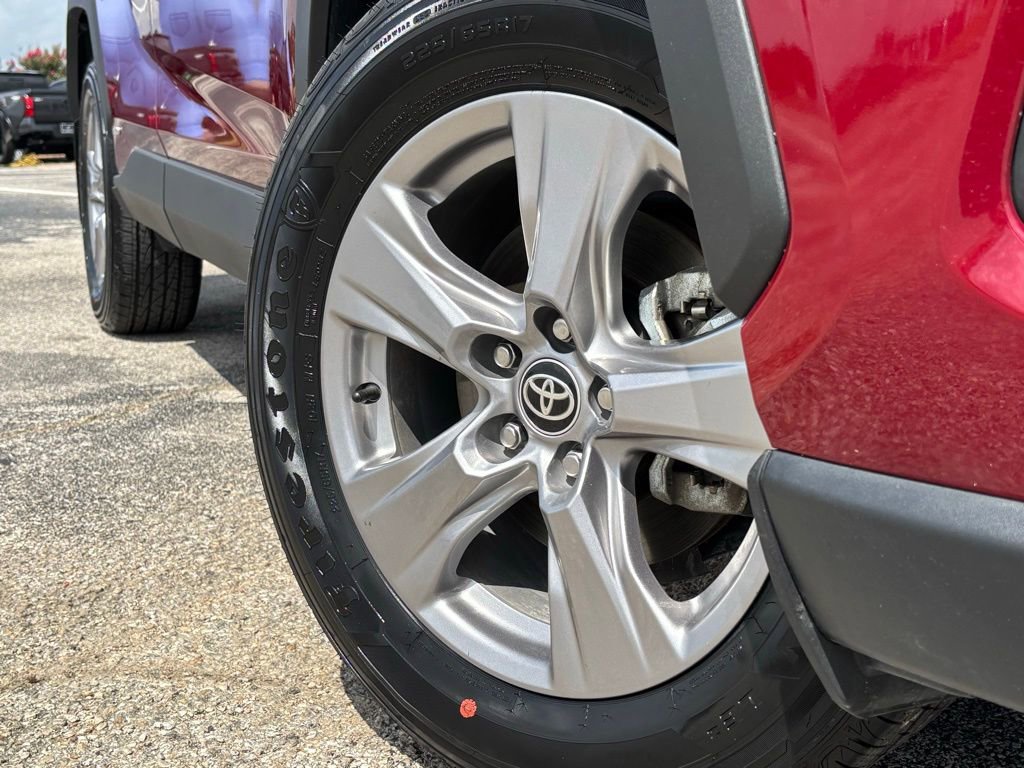 Used 2024 Toyota RAV4 XLE with VIN 2T3RWRFV1RW238879 for sale in Bryan, TX