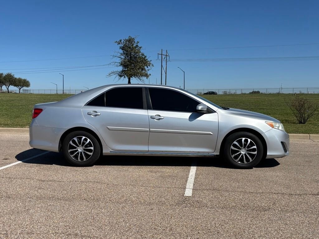 Used 2013 Toyota Camry LE Sedan