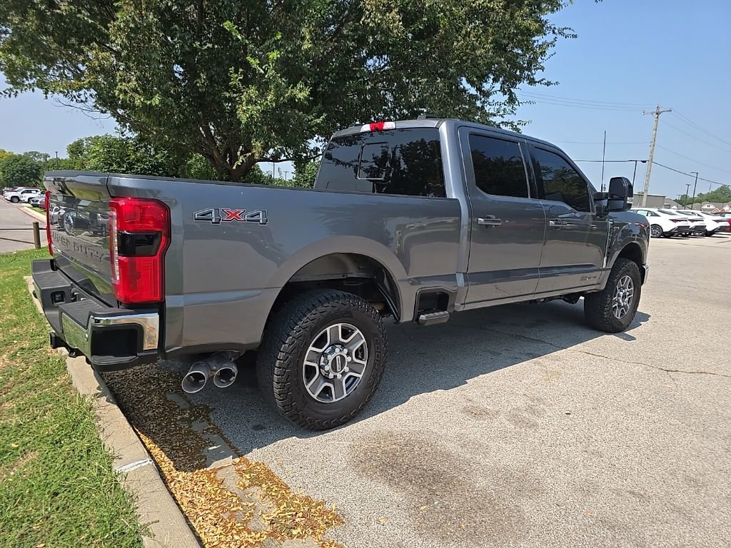 2024 Ford F-250 Lariat photo 3