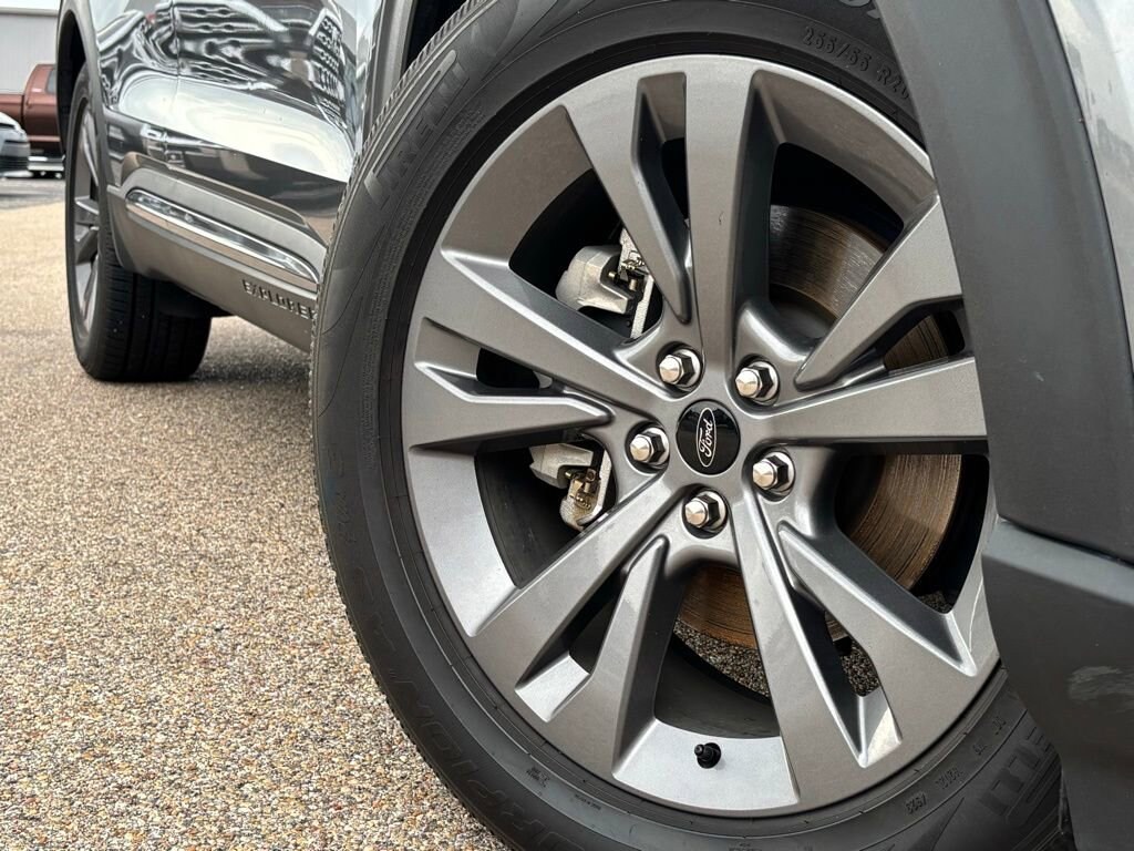 Used 2021 Ford Explorer XLT SUV