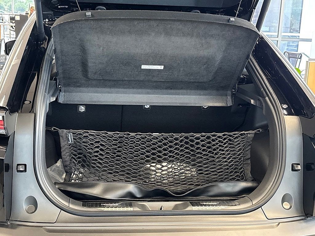 New 2026 Toyota C-HR SE SE AWD