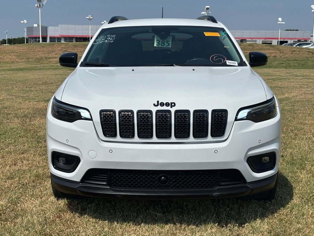 2023 Jeep Cherokee Altitude Lux photo 3