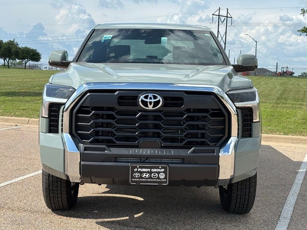 New 2026 Toyota Tundra SR5 SR5 CREWMAX 5.5